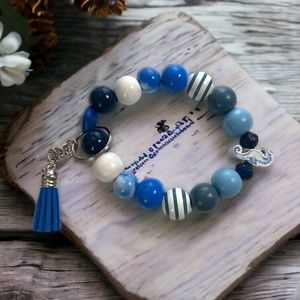 Seahorse wrist keychain 💖Host Pick 💖